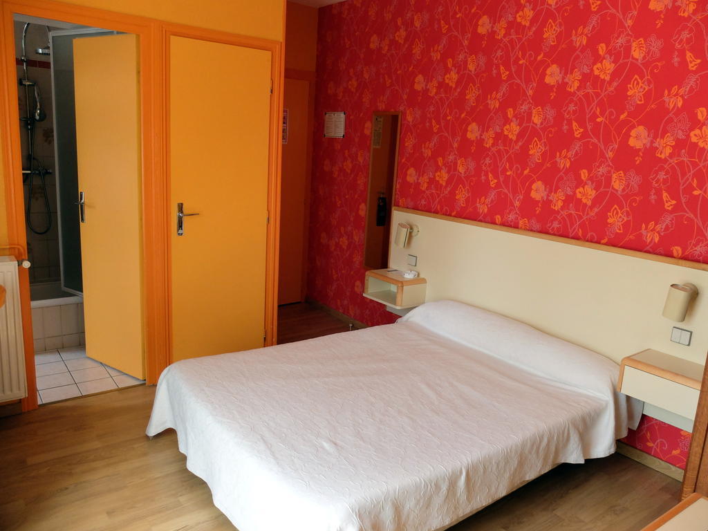 Les Messageries Hotel Saint-Flour  Kamer foto